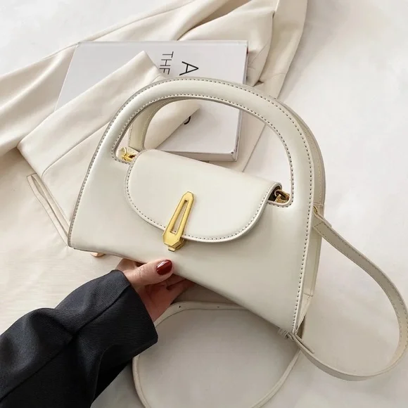 Fashion Trend’s - Picture 2 of 6